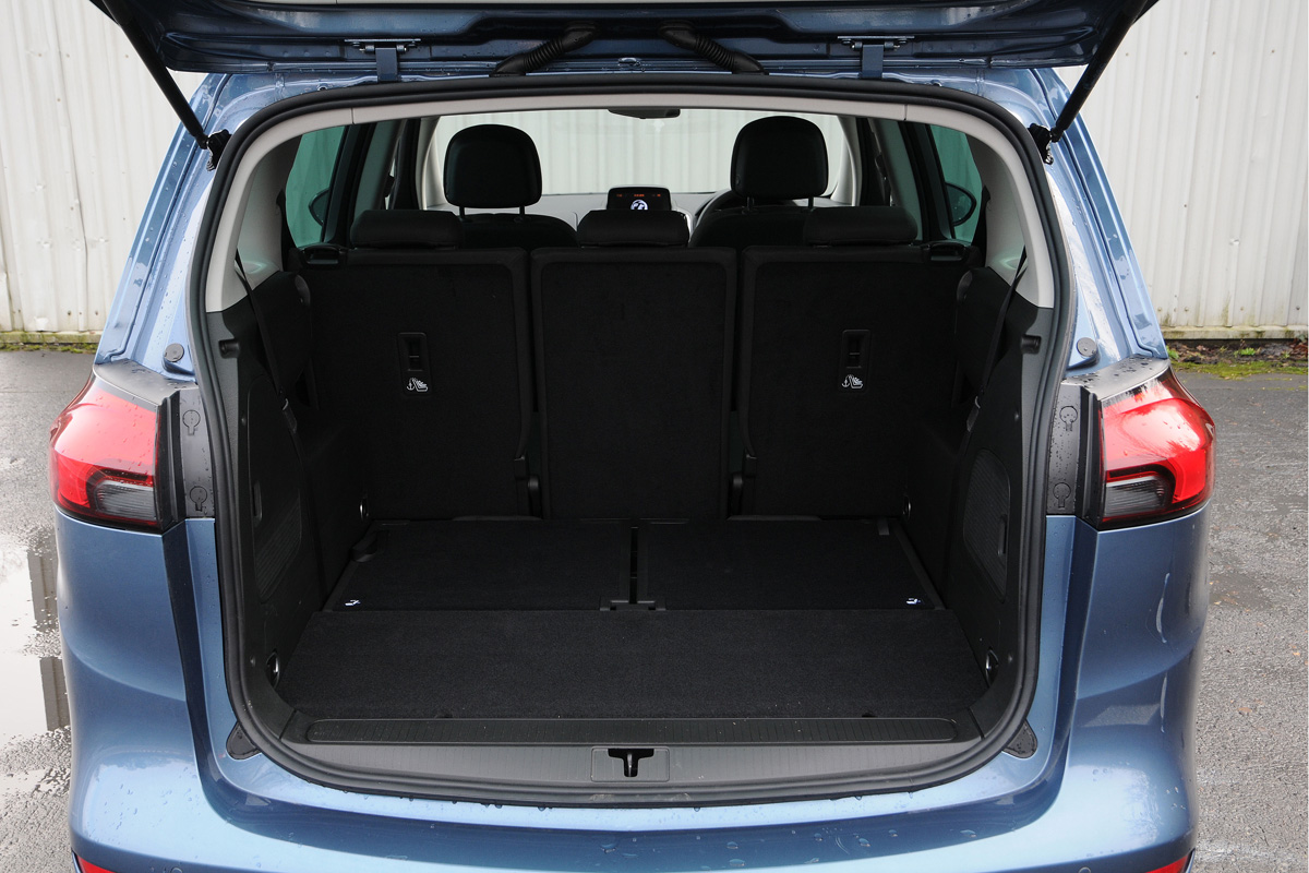 Vauxhall Zafira Tourer boot space 