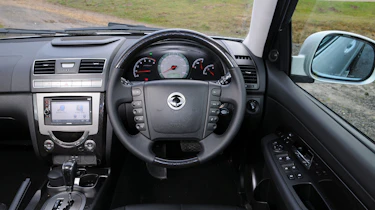 SsangYong Rexton W interior