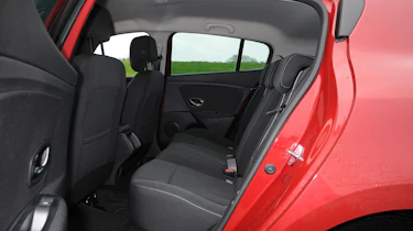 Renault Megane vs Ford Focus vs SEAT Leon seats