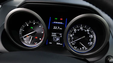 New Toyota Land Cruiser 2014 dials