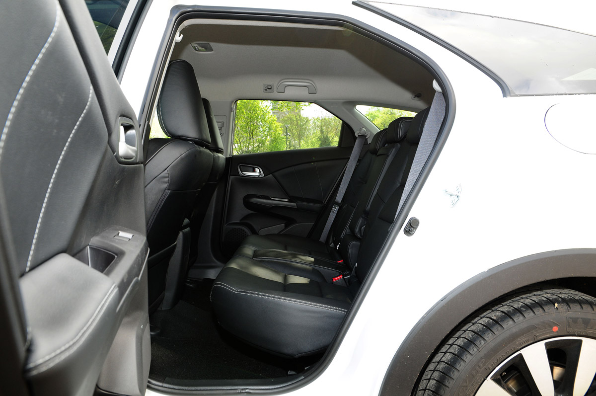 Honda Civic Tourer long-term test car rear seats