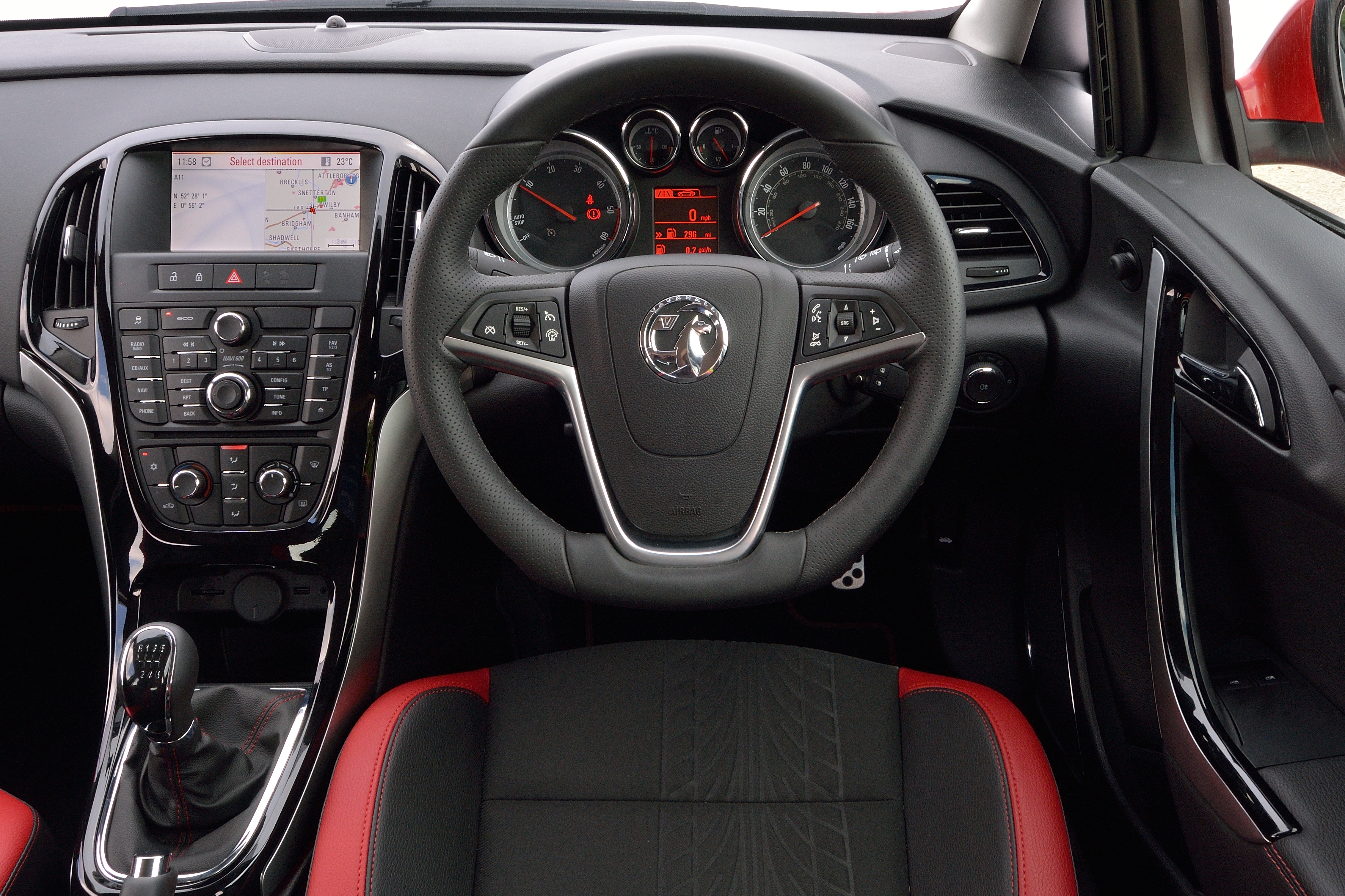 Volkswagen Golf Estate dashboard