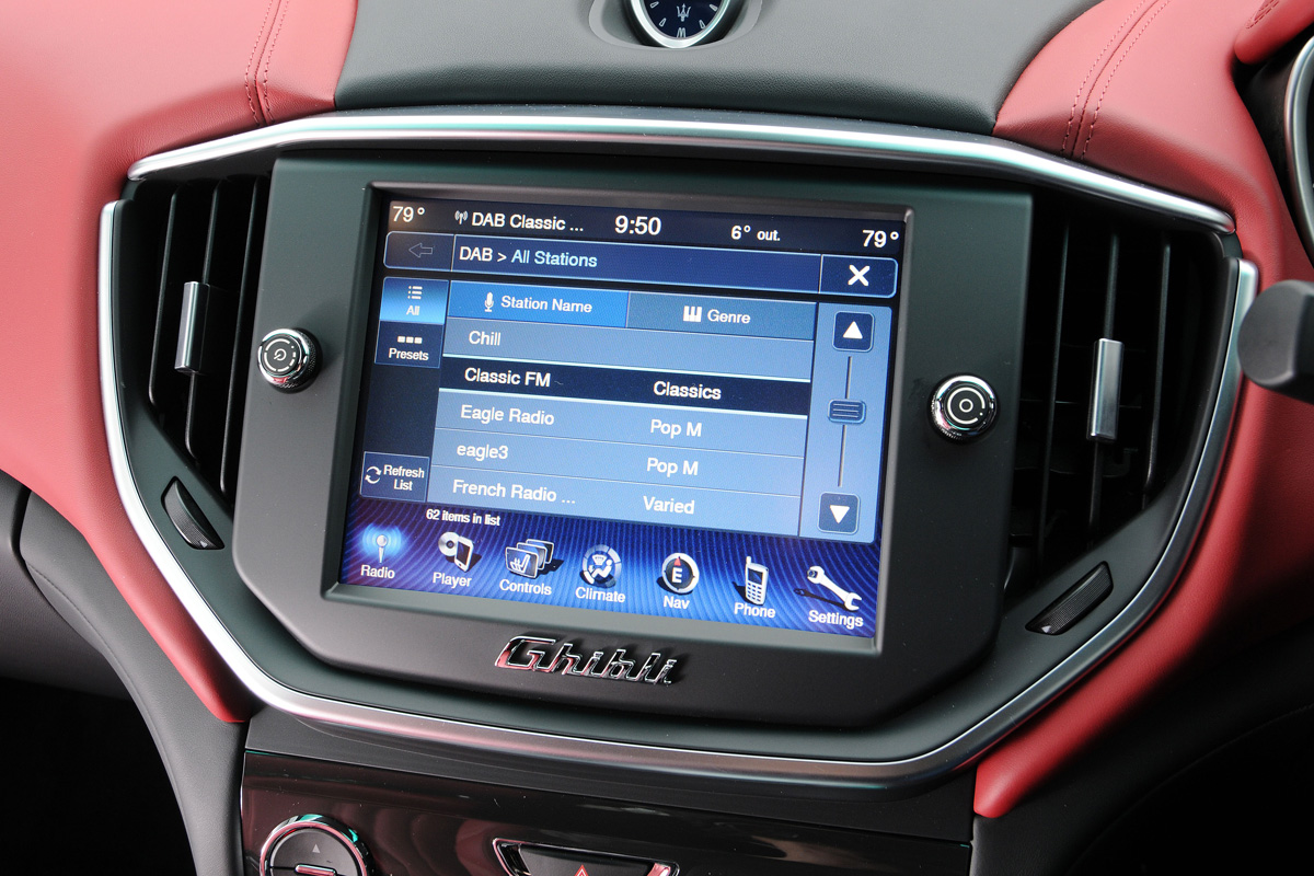 Maserati Ghibli S sat-nav