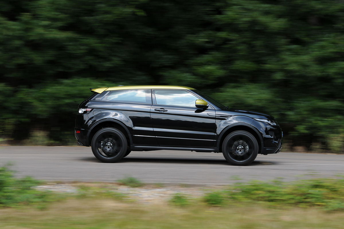 Range Rover Evoque side view