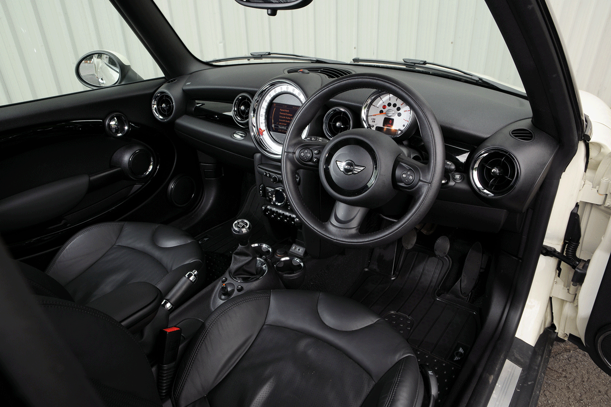 MINI Clubvan interior