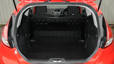 Ford Fiesta Van boot