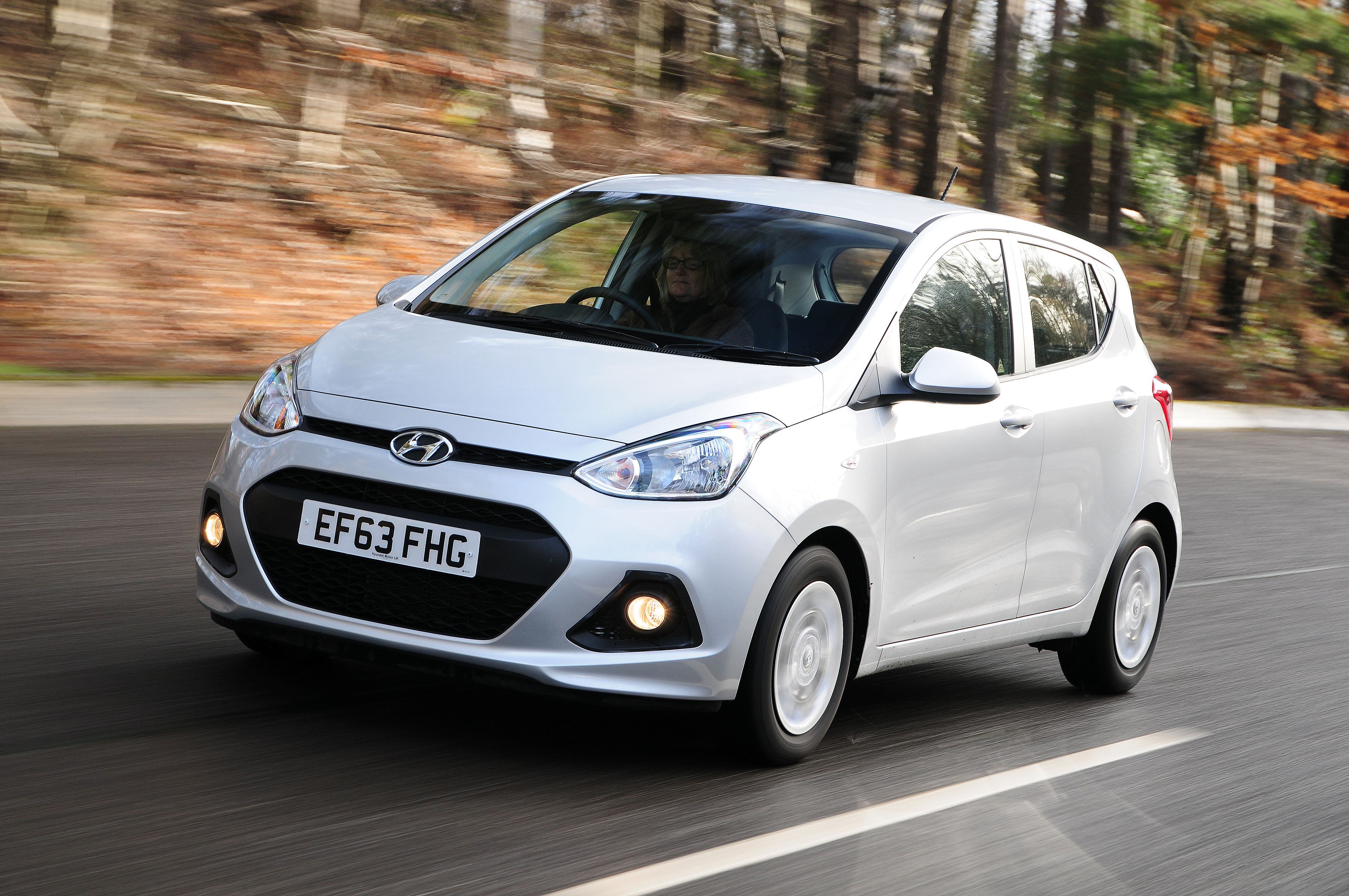 Hyundai i10 front tracking 