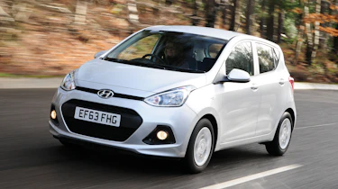 Hyundai i10 front tracking