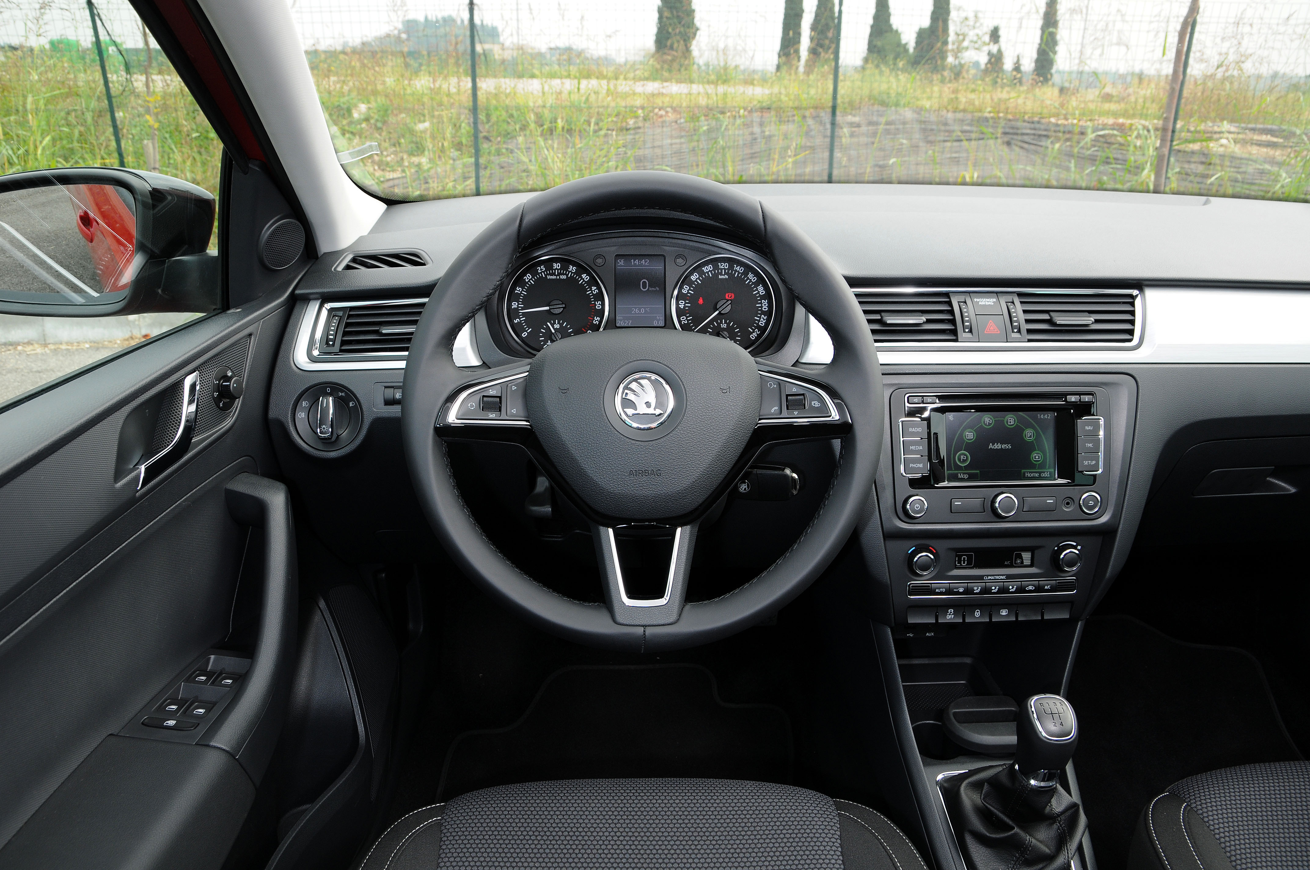 Skoda Rapid Spaceback interior 