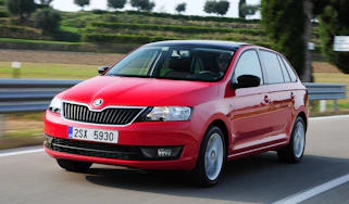 Skoda Rapid Spaceback front tracking