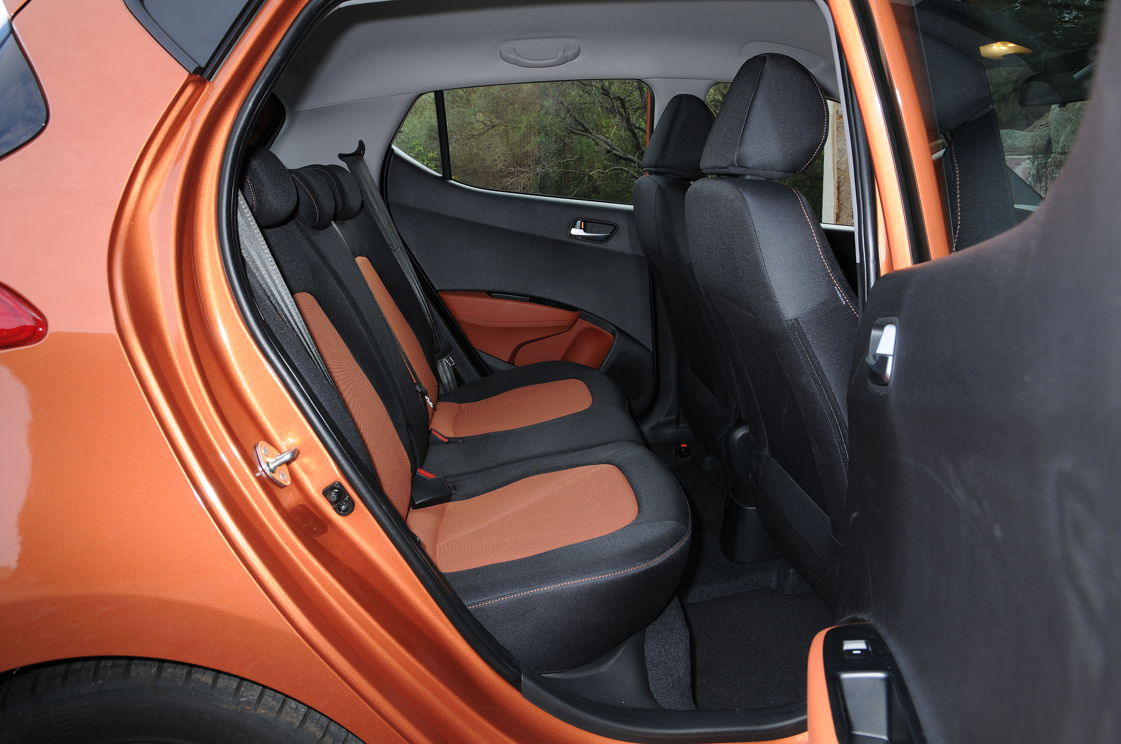 Hyundai i10 rear seats 
