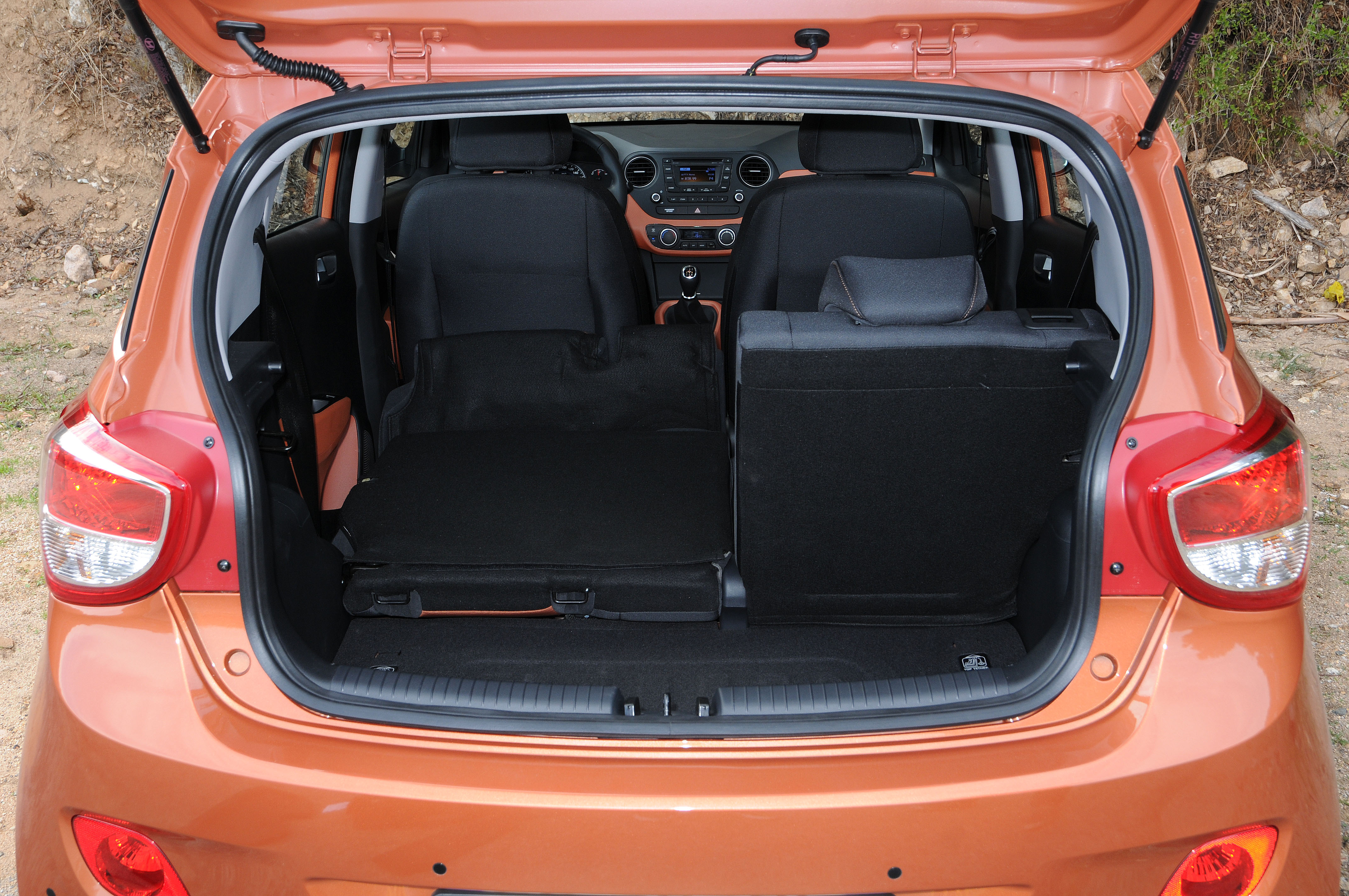Hyundai i10 boot space