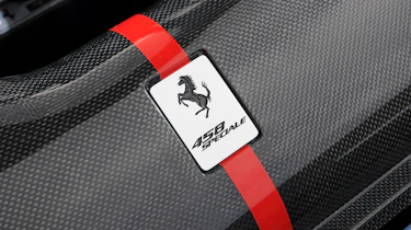 Ferrari 458 Speciale badge