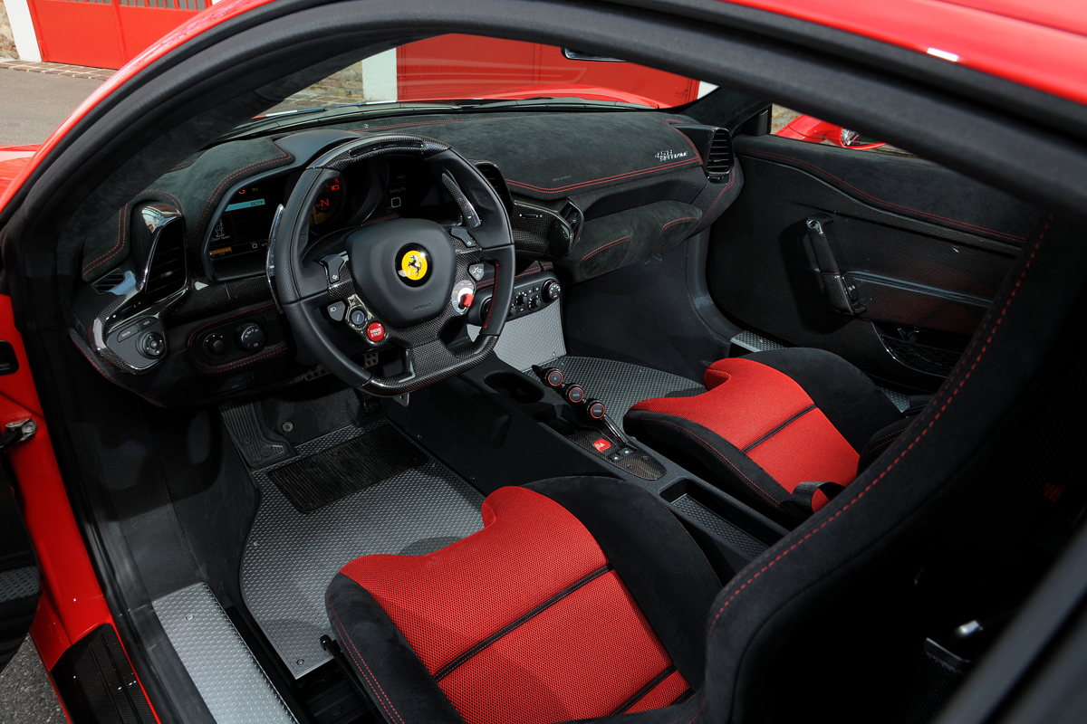 Ferrari 458 Speciale front interior