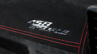 Ferrari 458 Speciale head rest