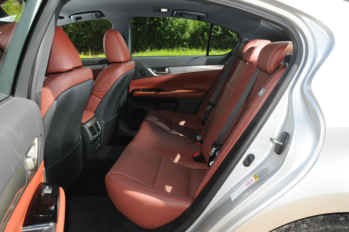 Lexus GS250 back seats