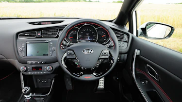 Kia Pro_cee'd GT interior cabin
