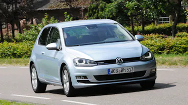VW Golf BlueMotion front action