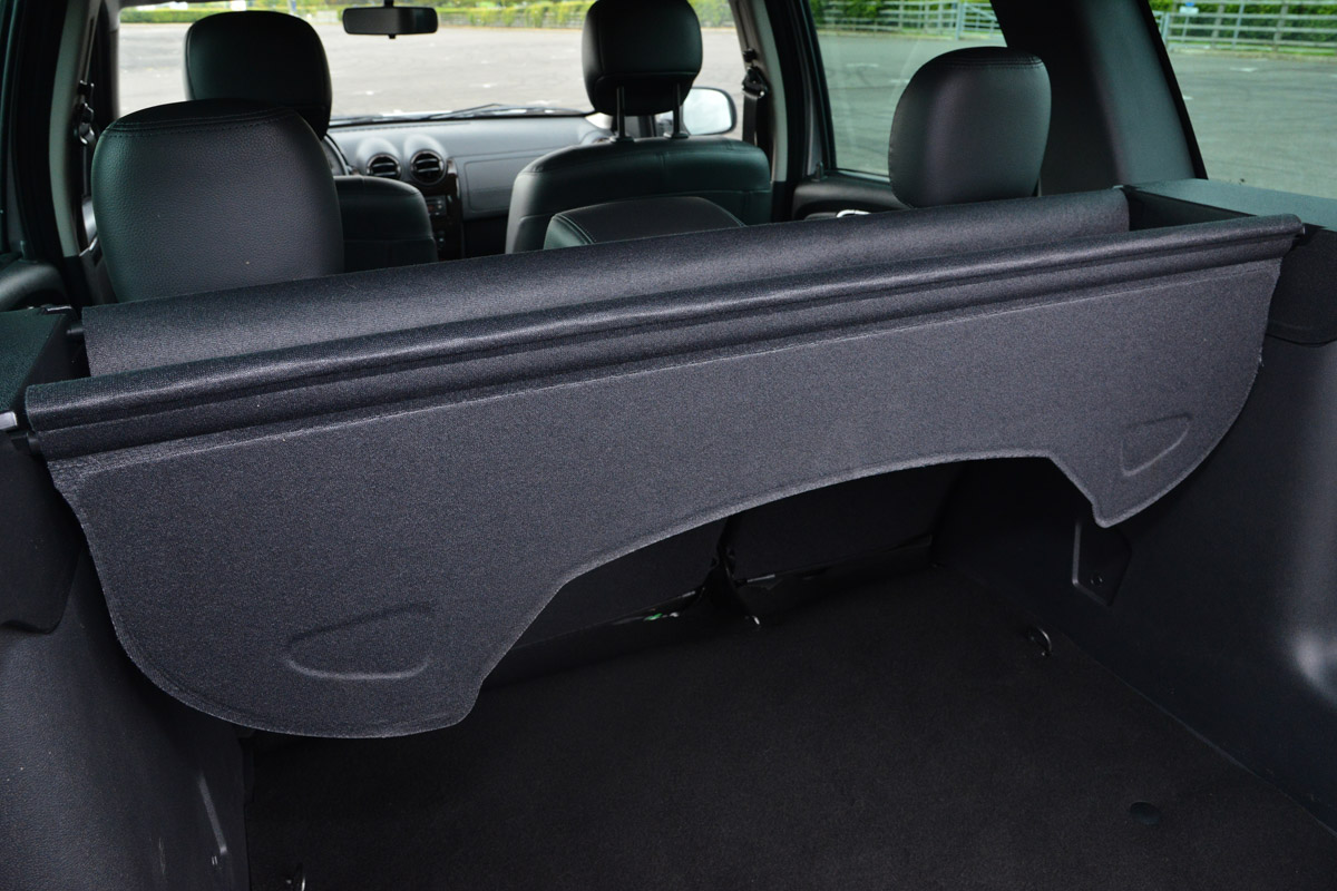 Dacia Duster boot