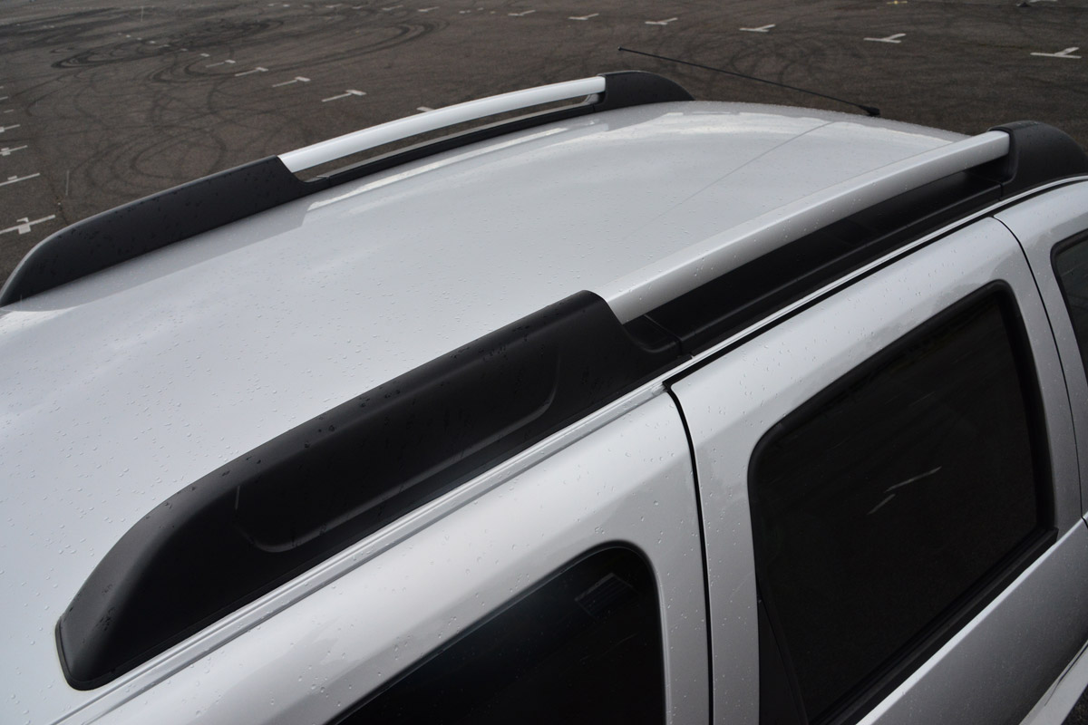 Dacia Duster roof bars