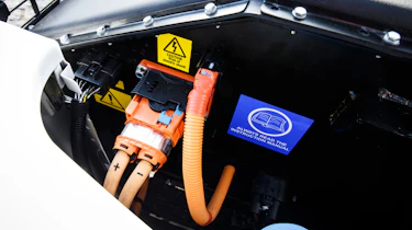 Electric Defender detail