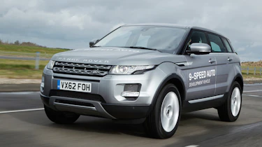 Range Rover Evoque nine-speed front tracking