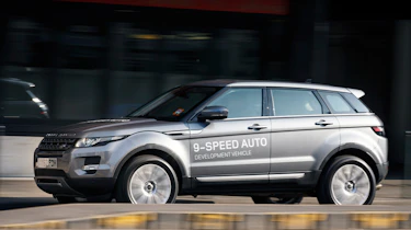 Range Rover Evoque nine-speed side