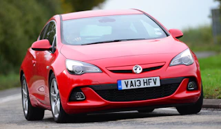 Vauxhall Astra GTC BiTurbo front cornering