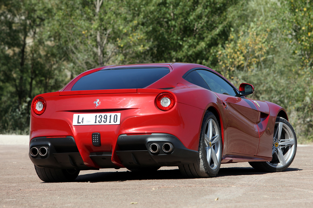Ferrari F12 Berlinetta rear cornering