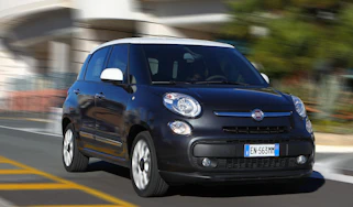 Fiat 500L front tracking