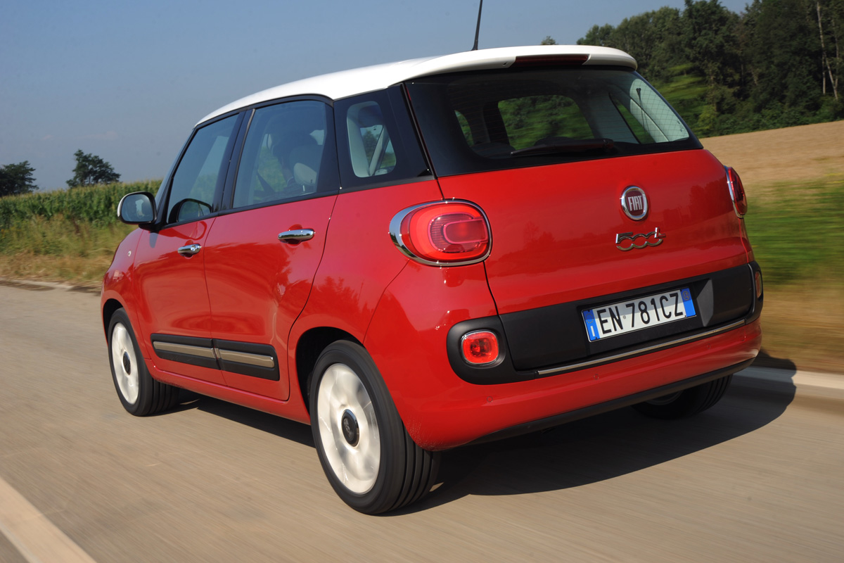 Fiat 500L rear tracking