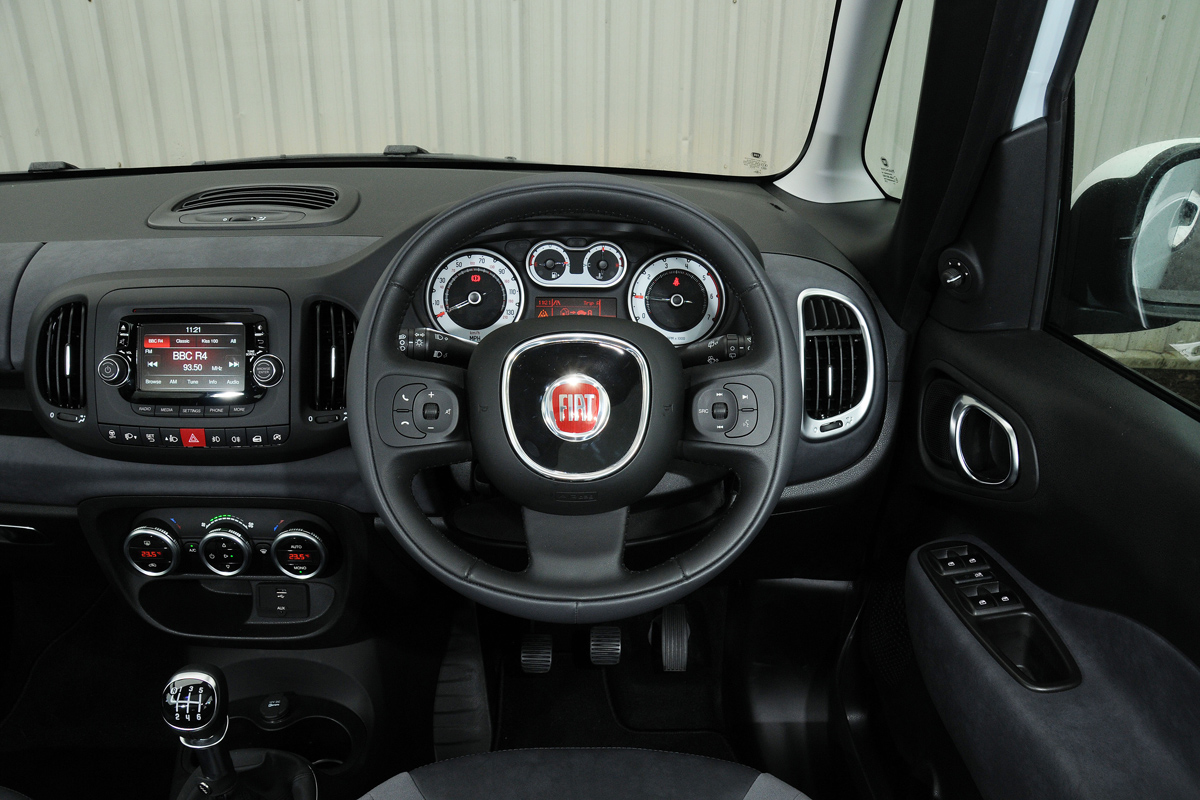Fiat 500L interior
