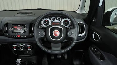 Fiat 500L interior