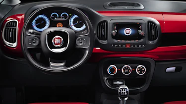 Fiat 500L interior
