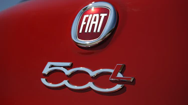 Fiat 500L badge