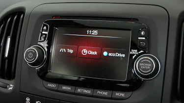 Fiat 500L centre console