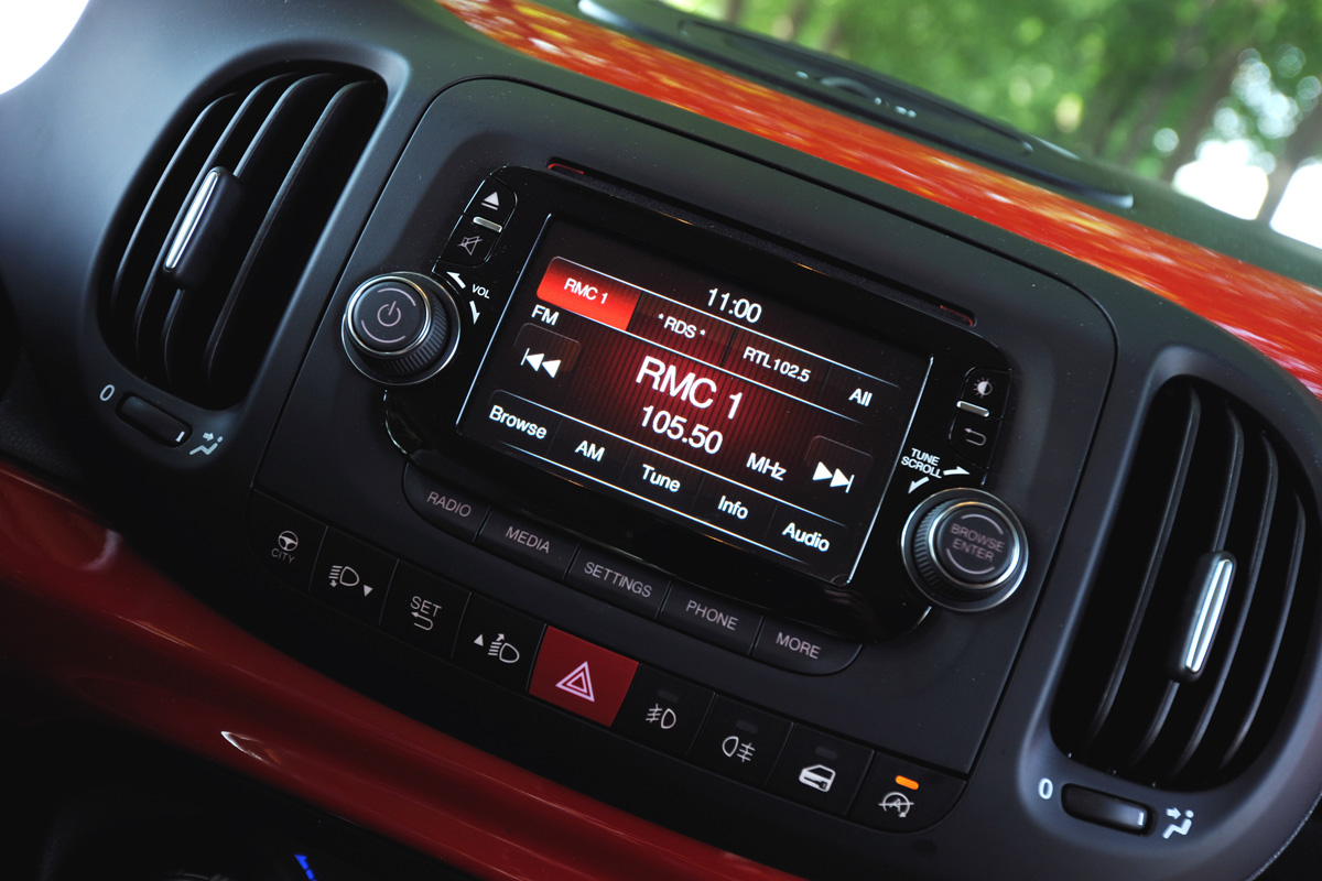 Fiat 500L centre console