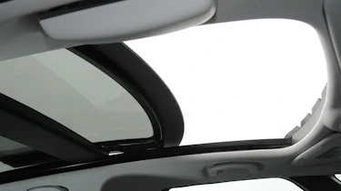 Fiat 500L panoramic roof