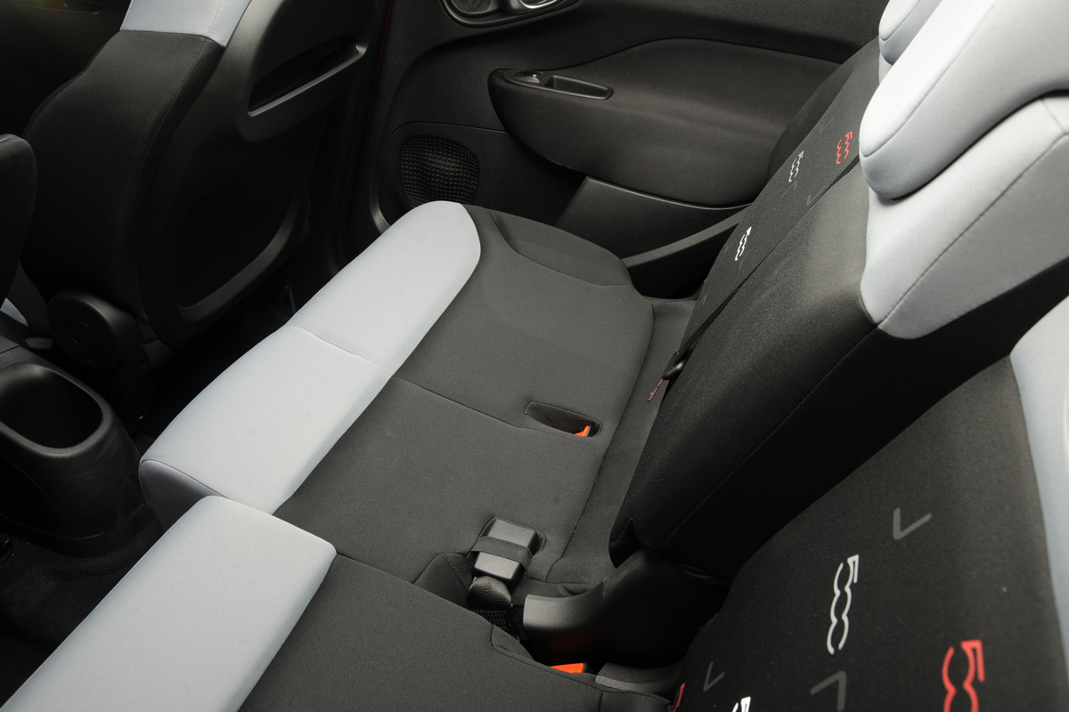 Fiat 500L seats
