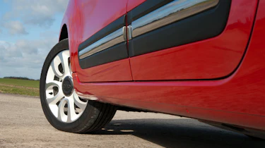 Fiat 500L 1.6 Multijet wheel