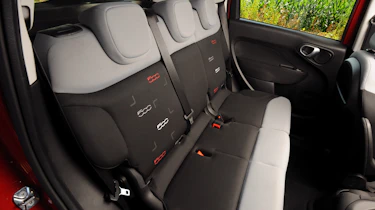 Fiat 500L rear seats