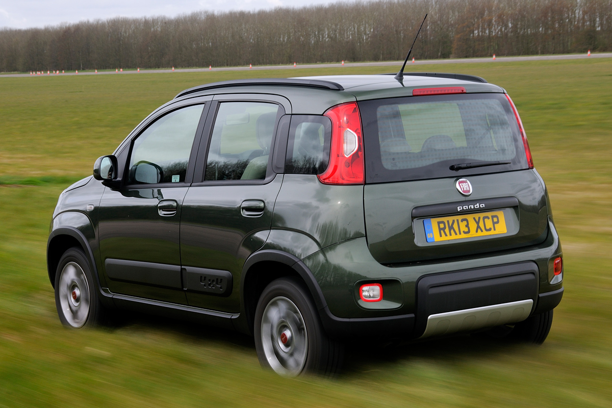 Fiat Panda 4x4 TwinAir rear action