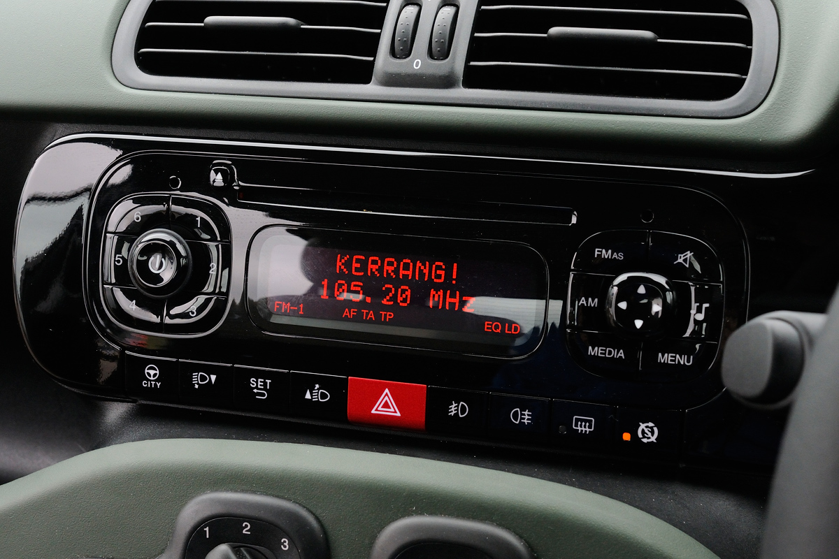 Fiat Panda 4x4 TwinAir centre console