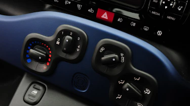 Fiat Panda 1.3 Multijet Pop interior detail