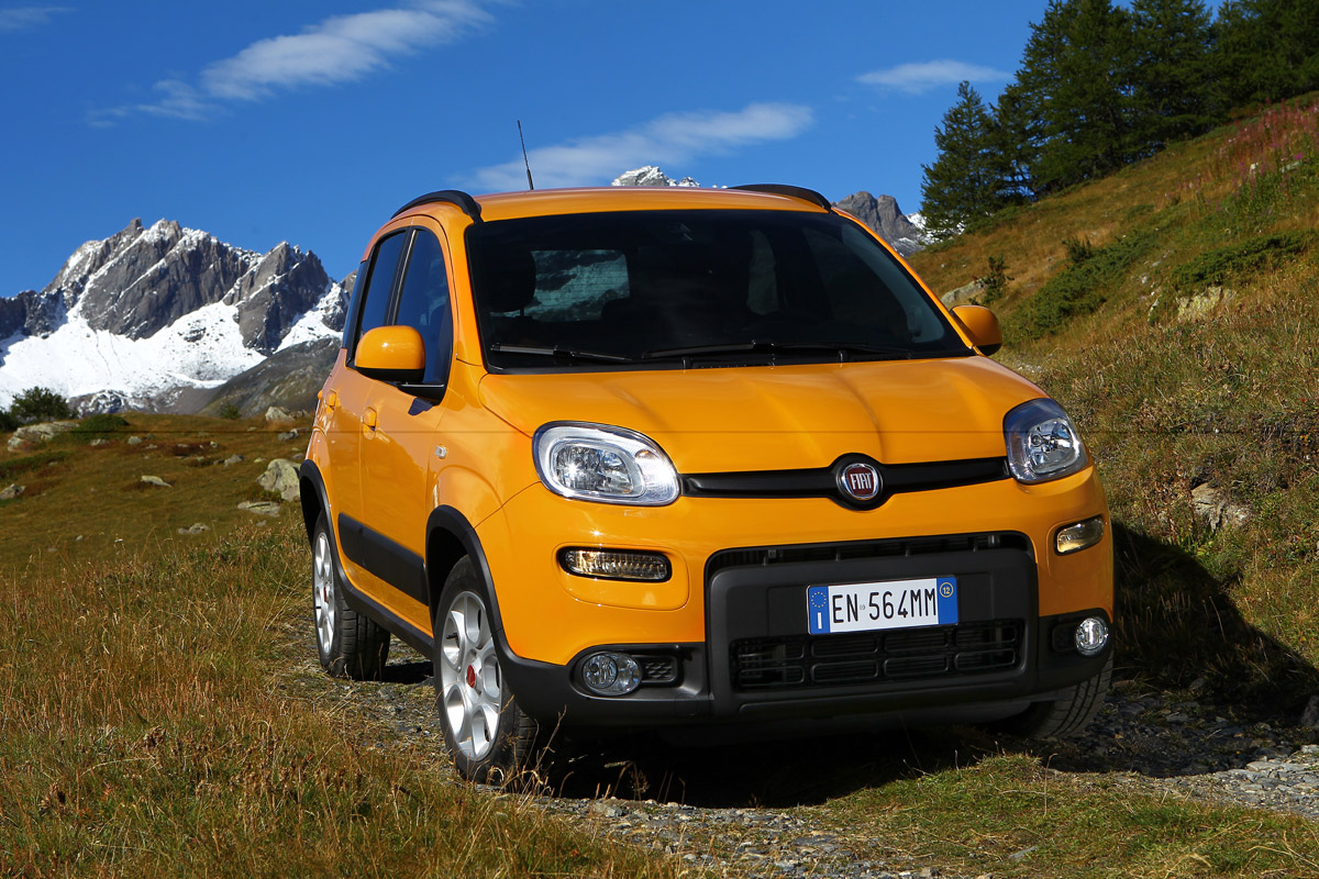 Fiat Panda Trekking front static