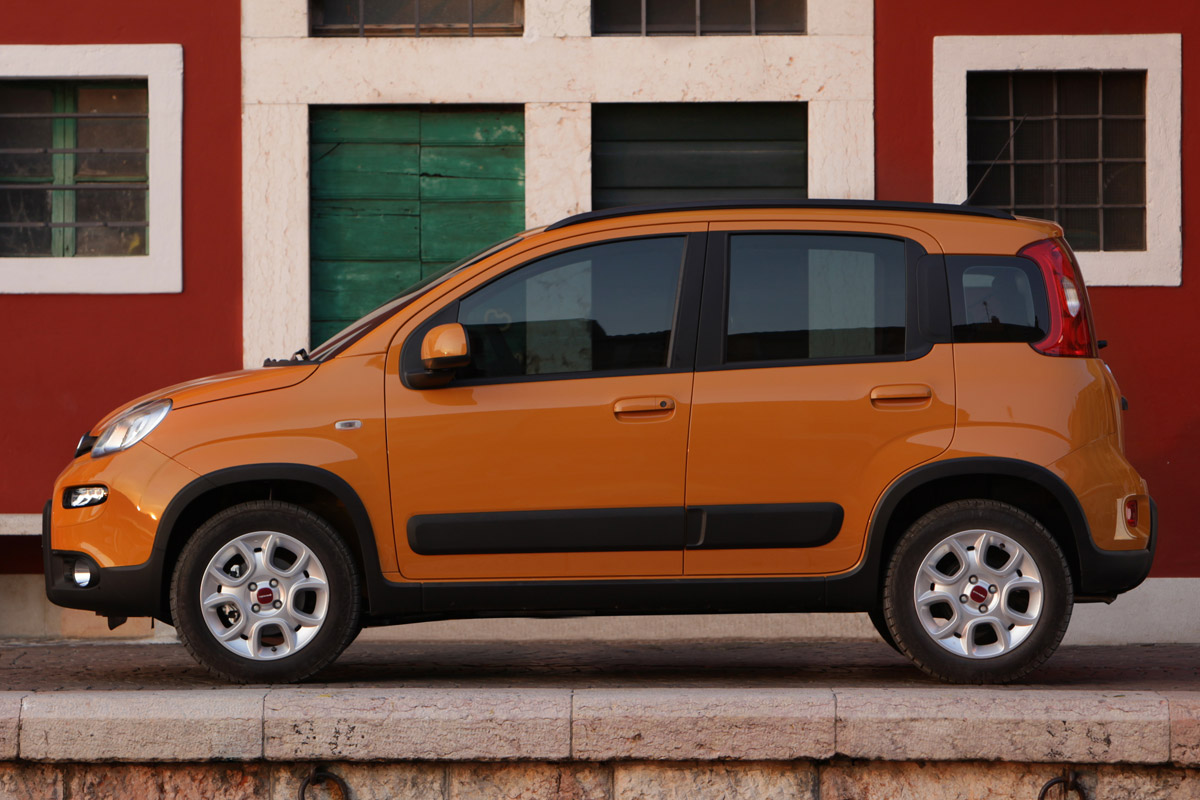Fiat Panda Trekking side static
