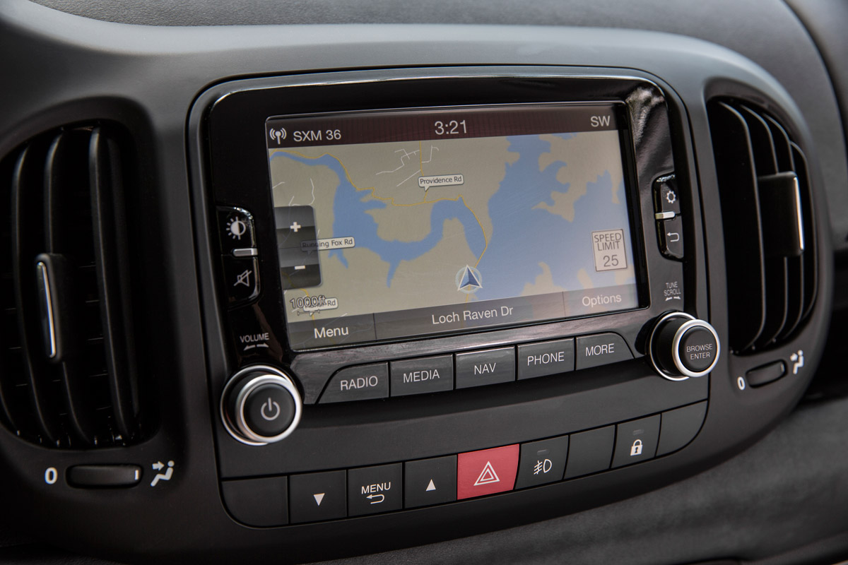 Fiat 500L 1.4 MultiAir 2014 sat nav