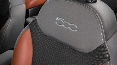 Fiat 500L 1.4 MultiAir 2014 seats