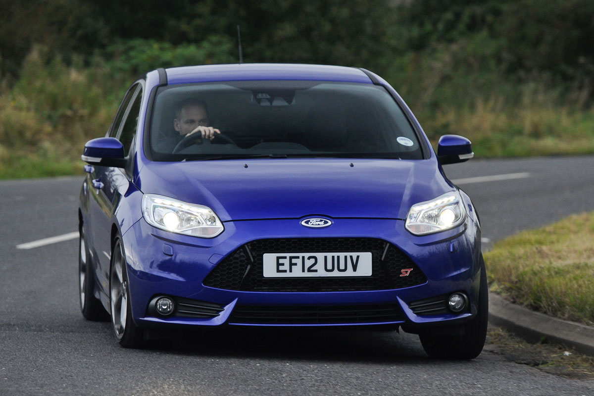 Ford Focus ST front cornering