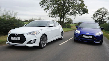 Hyundai Veloster Turbo vs Ford Focus ST